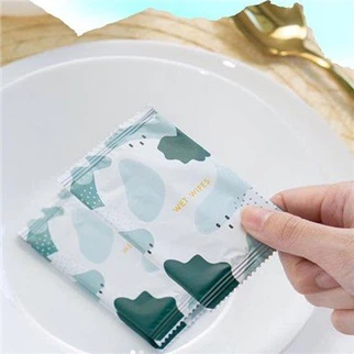 Tisu Pembersih Kulit